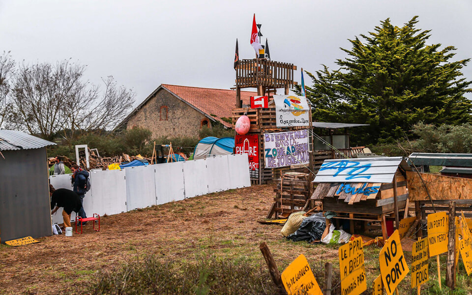 BALLAST • Vendée : une ZAD contre un port de plaisance